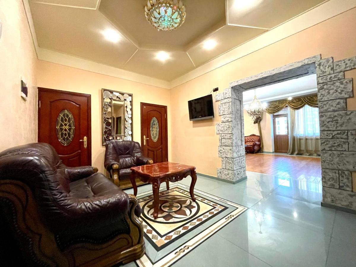 Apartments Emili Erivan Exterior foto