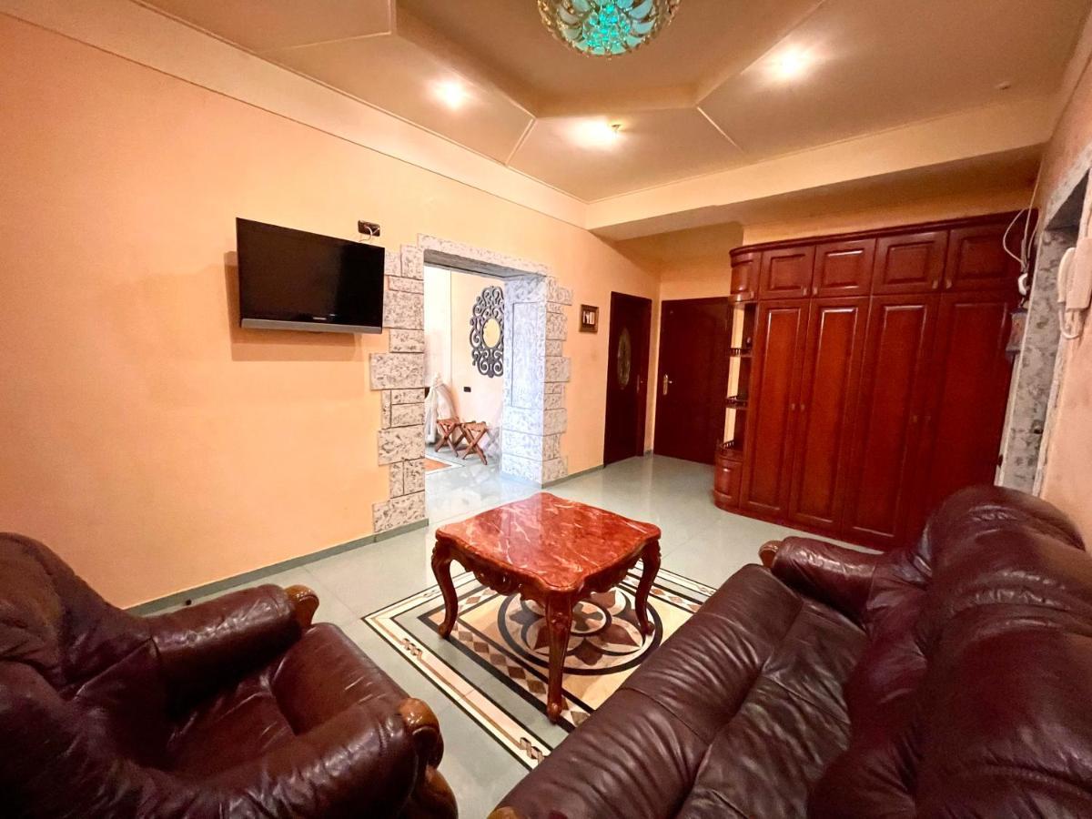 Apartments Emili Erivan Exterior foto