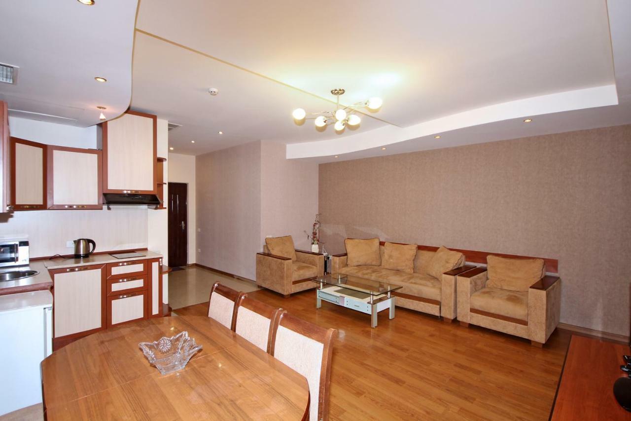 Apartments Emili Erivan Exterior foto