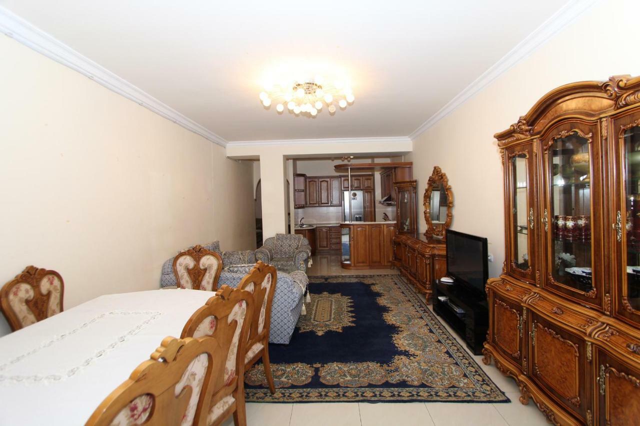 Apartments Emili Erivan Exterior foto